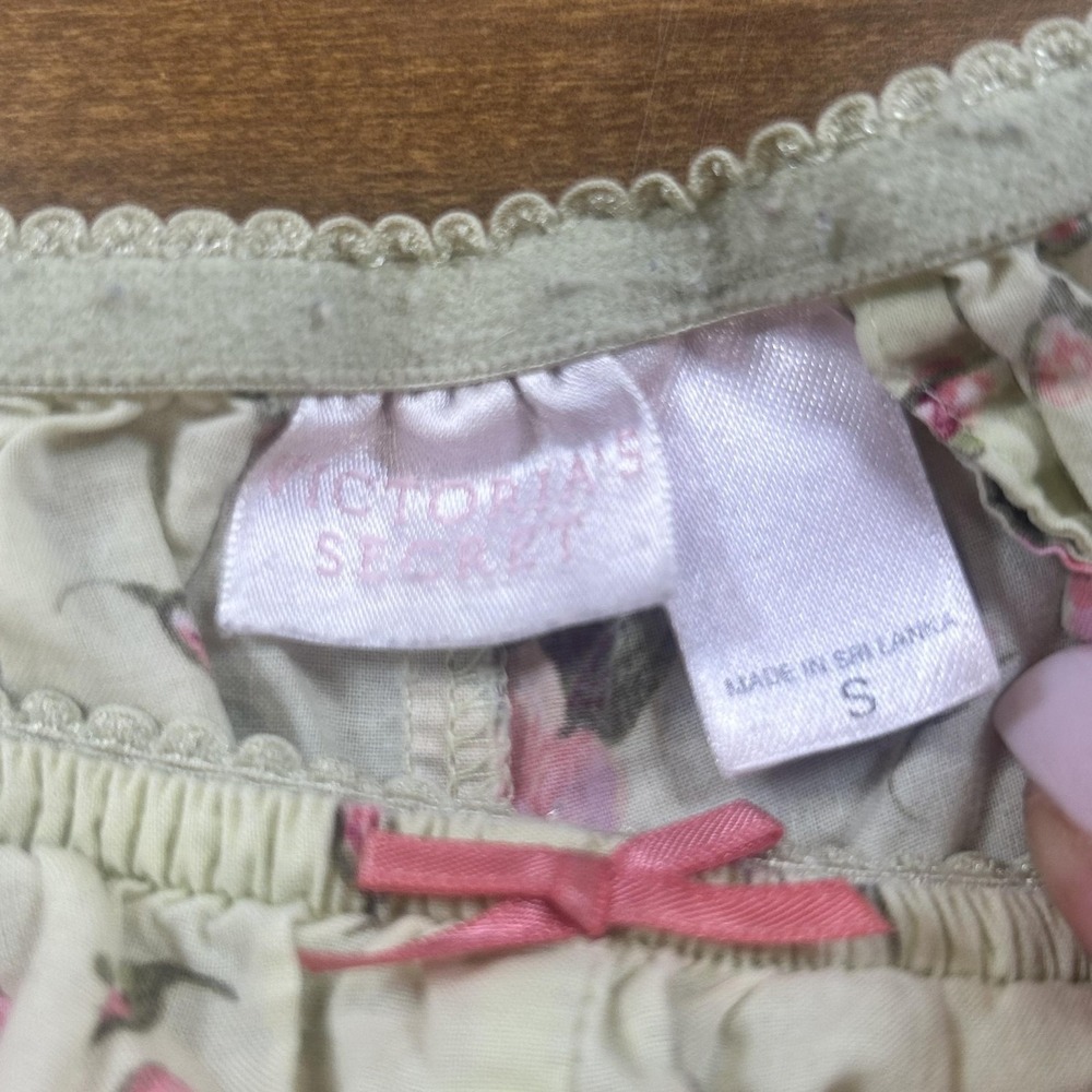 Victoria's Secret Pajama Pants Womens Small White Rose Floral Cotton Capri VTG - Picture 5 of 7